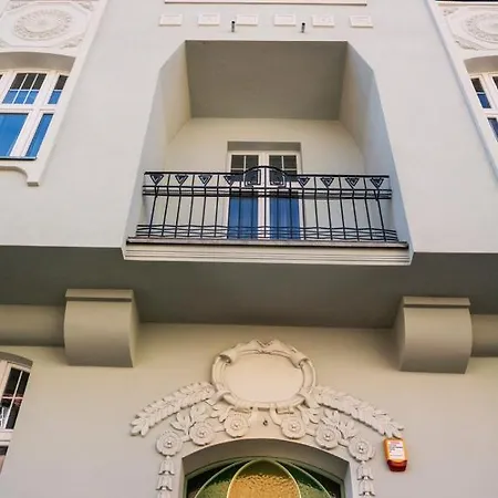 Paderewskiego 1 Apartament *