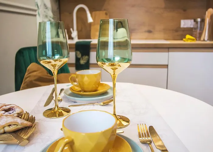 Apartment Paderewskiego 1 *