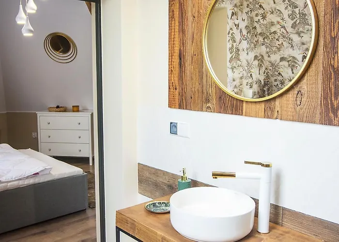 Apartment Paderewskiego 1 *